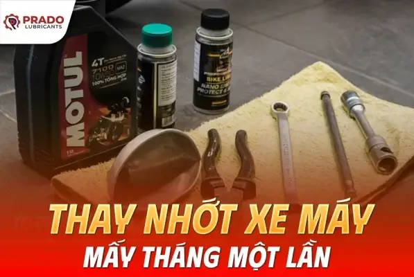 Thay-nhot-xe-may-may-thang-1-lan