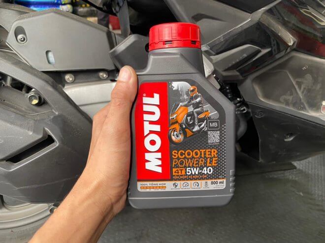 nhot-motul-scooter