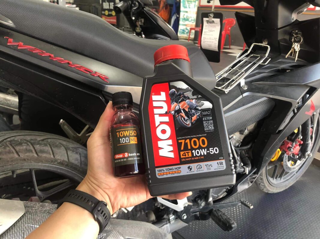 Motul-7100-4T-10W50