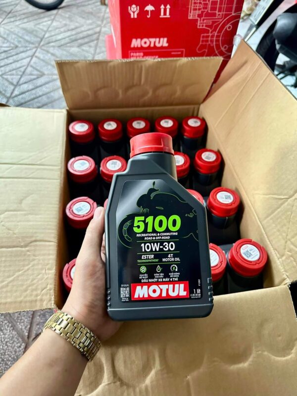 nhot-xe-may-Motul-5100-4T-10W30