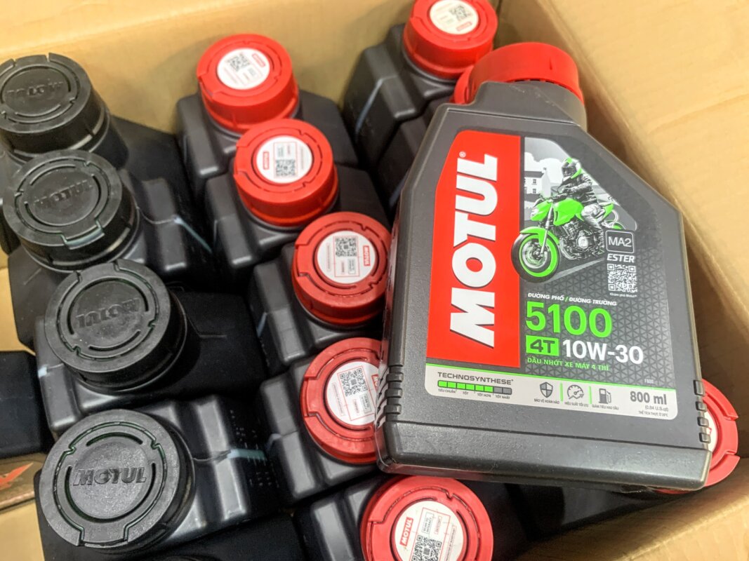 nhot-motul-5100-cho-xe-con-tay