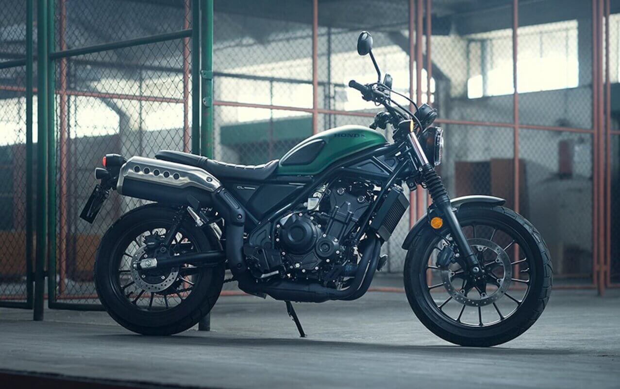 Nắm bắt được dung tích nhớt xe Honda CL300 bao nhiêu giúp bạn dễ dàng bảo dưỡng xe