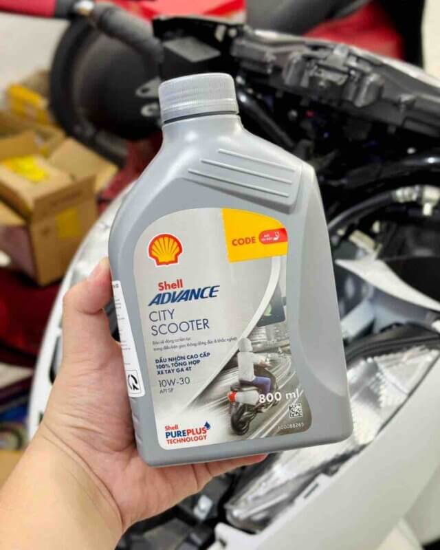 thay-nhot-shell-city-scooter-10w30-cho-air-blade-4val