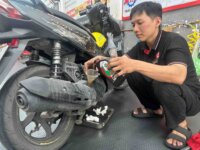 Castrol-Power1-Ultimate-Scooter-10W30-compressed